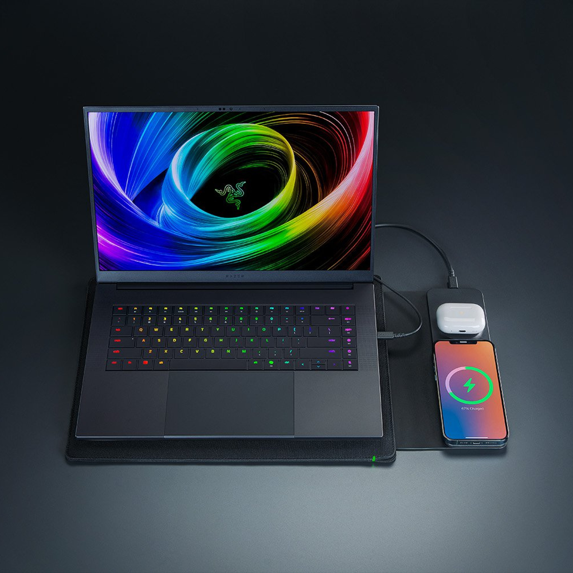 Чехол для ноутбука Razer Laptop Sleeve 16" with Wireless Charging